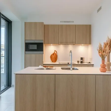 Διαμέρισμα Huswell - Stylish 2 Bedroom With Terrace And Parking *