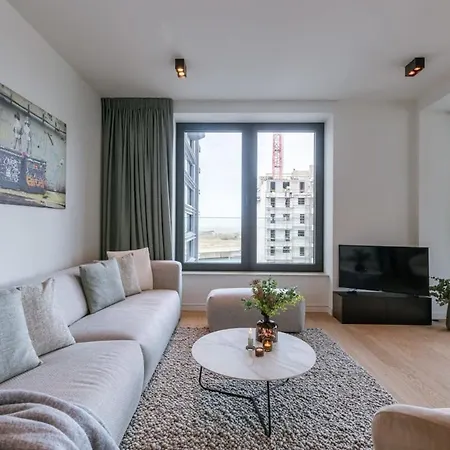 Huswell - Stylish 2 Bedroom With Terrace And Parking